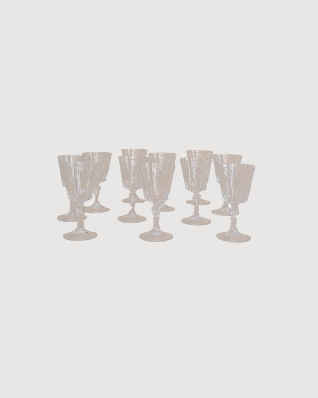 Ensemble de 11 verres en verre