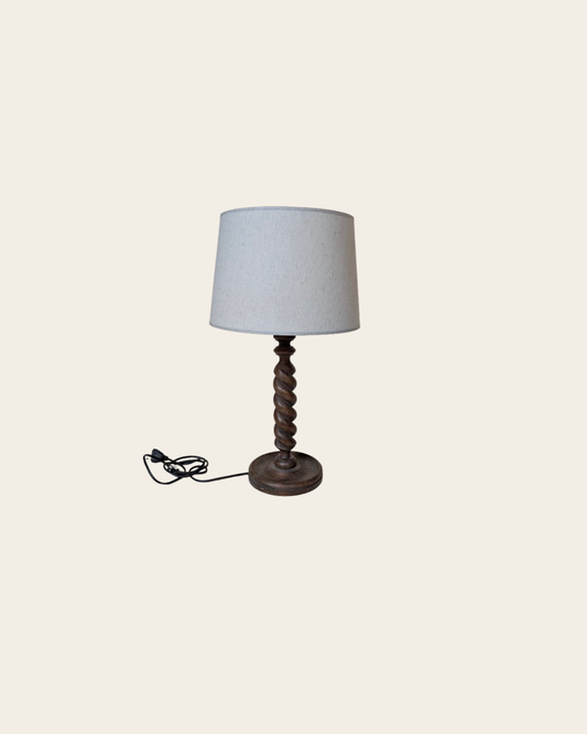 LAMPE DE TABLE EN BOIS TORSADÉ
