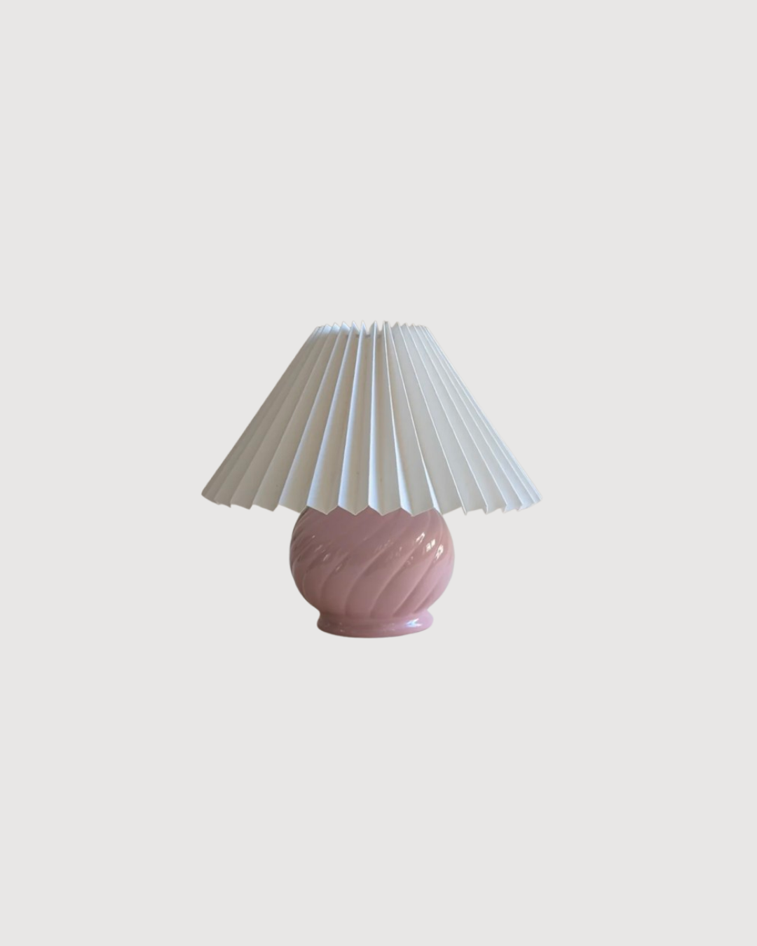 Lampe en céramique rose bonbon