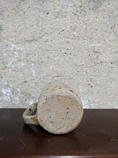 Lot de 6 tasses et un pichet en grès