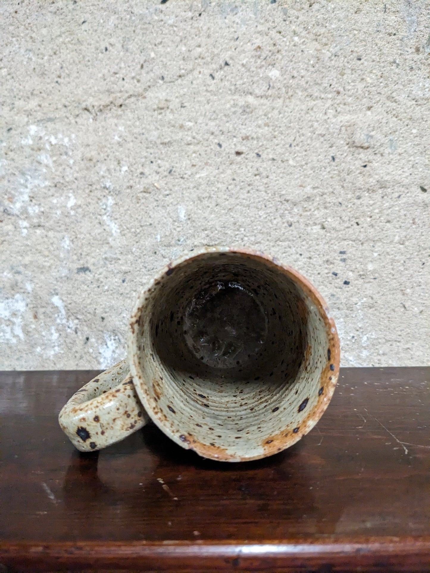 Lot de 6 tasses et un pichet en grès