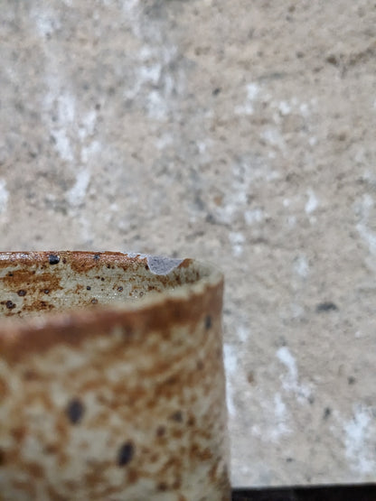 Lot de 6 tasses et un pichet en grès