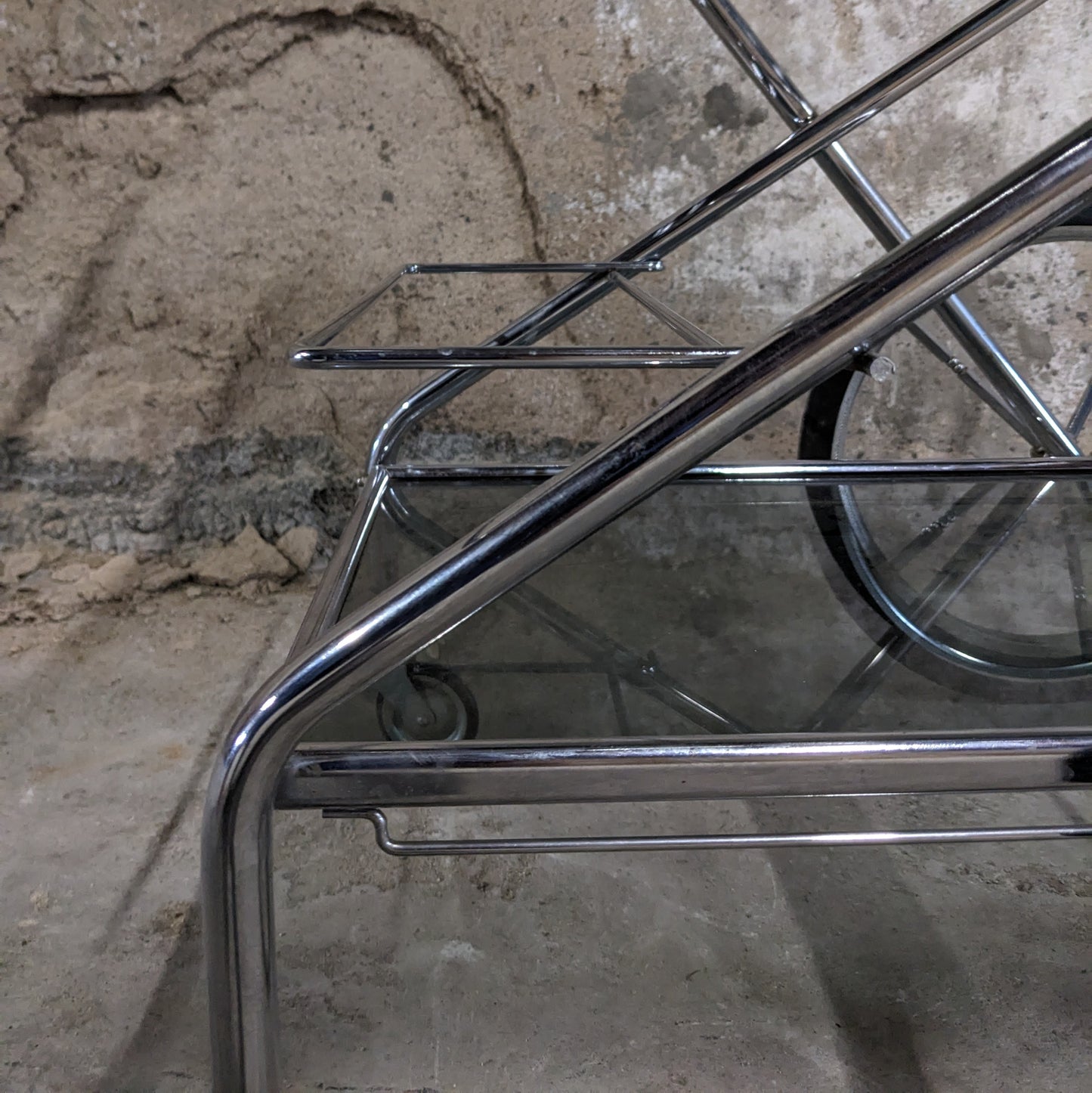 Desserte en métal argenté