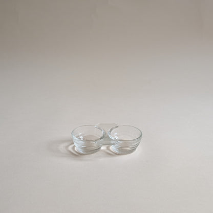 Paire de salières et poivrières en verre