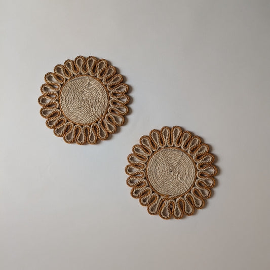 PAIRE DE DESSOUS DE PLAT