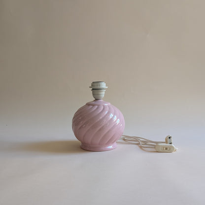 Lampe en céramique rose bonbon