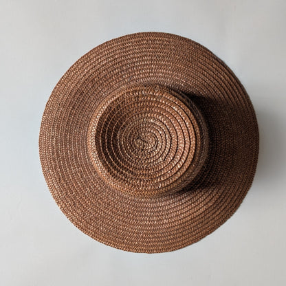 Chapeau tressé