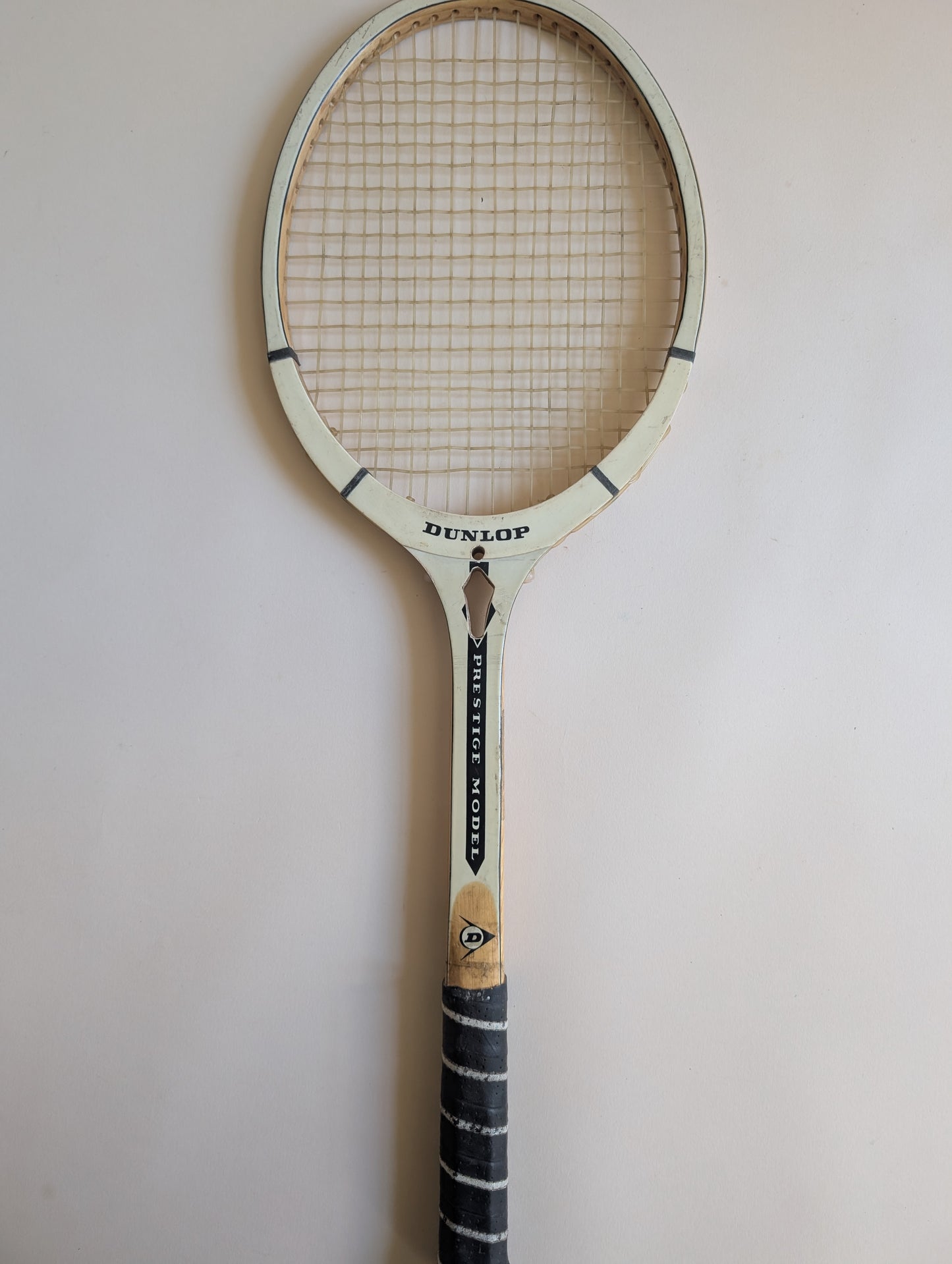 Raquette Dunlop, modèle Prestige