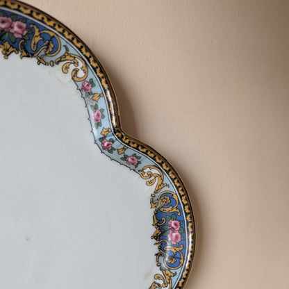 Ensemble petit-déjeuner composé de 5 coquetiers