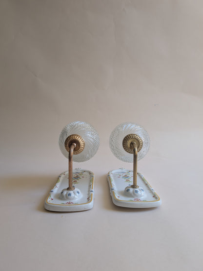 Appliques murales en céramique