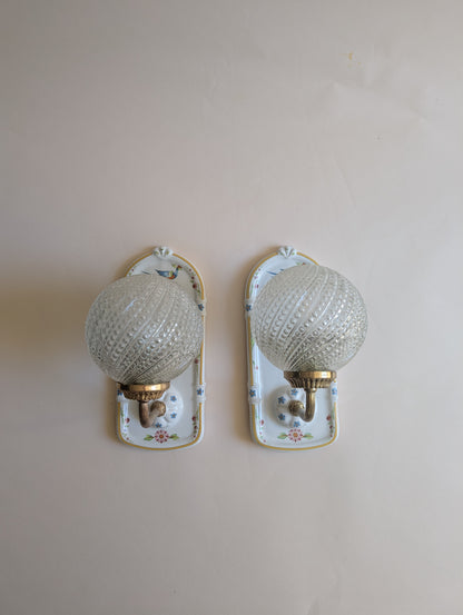 Appliques murales en céramique