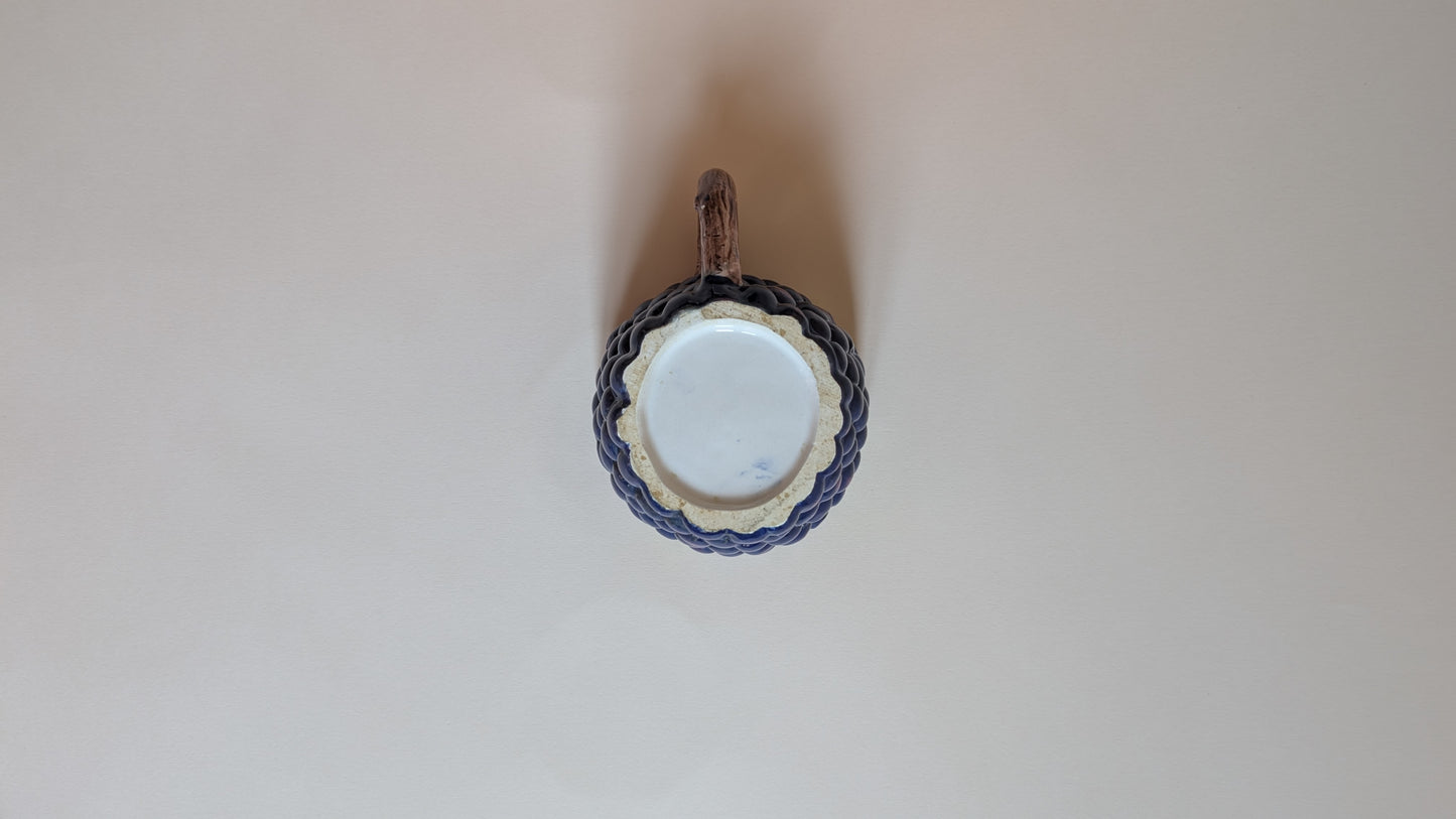 Tasse barbotine raisin