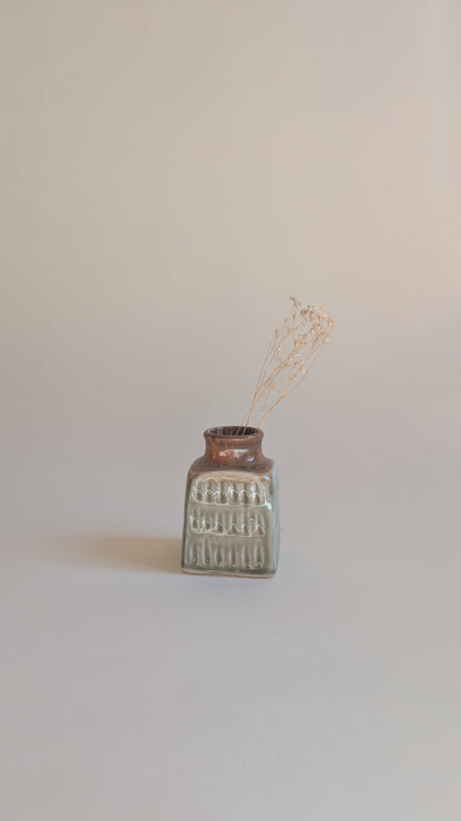 Petit vase en céramique