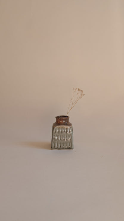 Petit vase en céramique