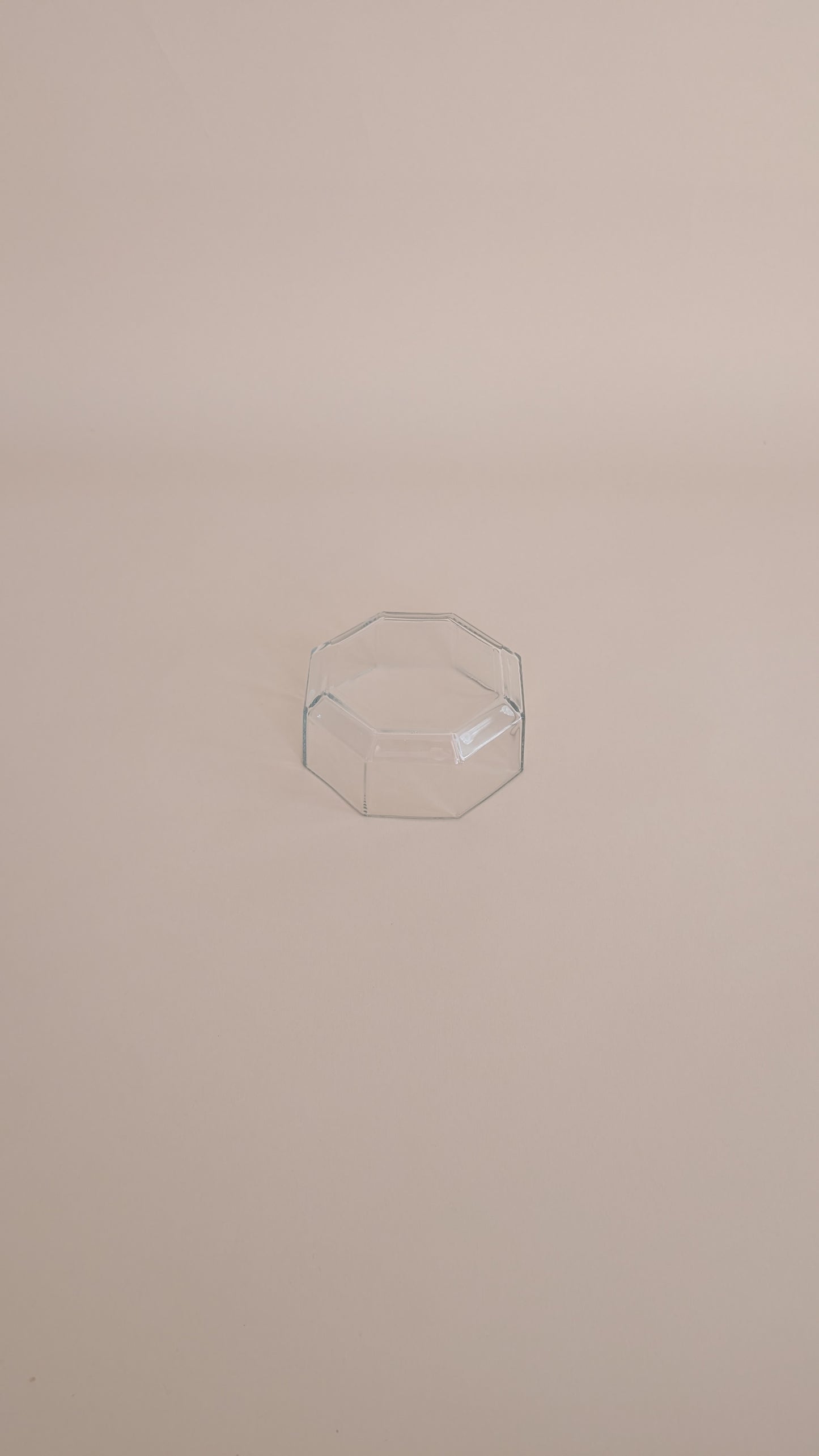 Coupelle en verre octogonale