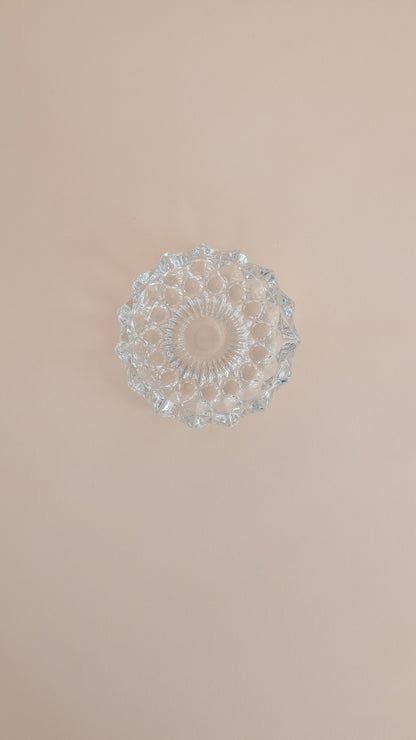 Cendrier rond en verre ciselé