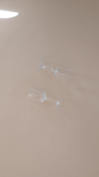 Ensemble de 11 verres en verre