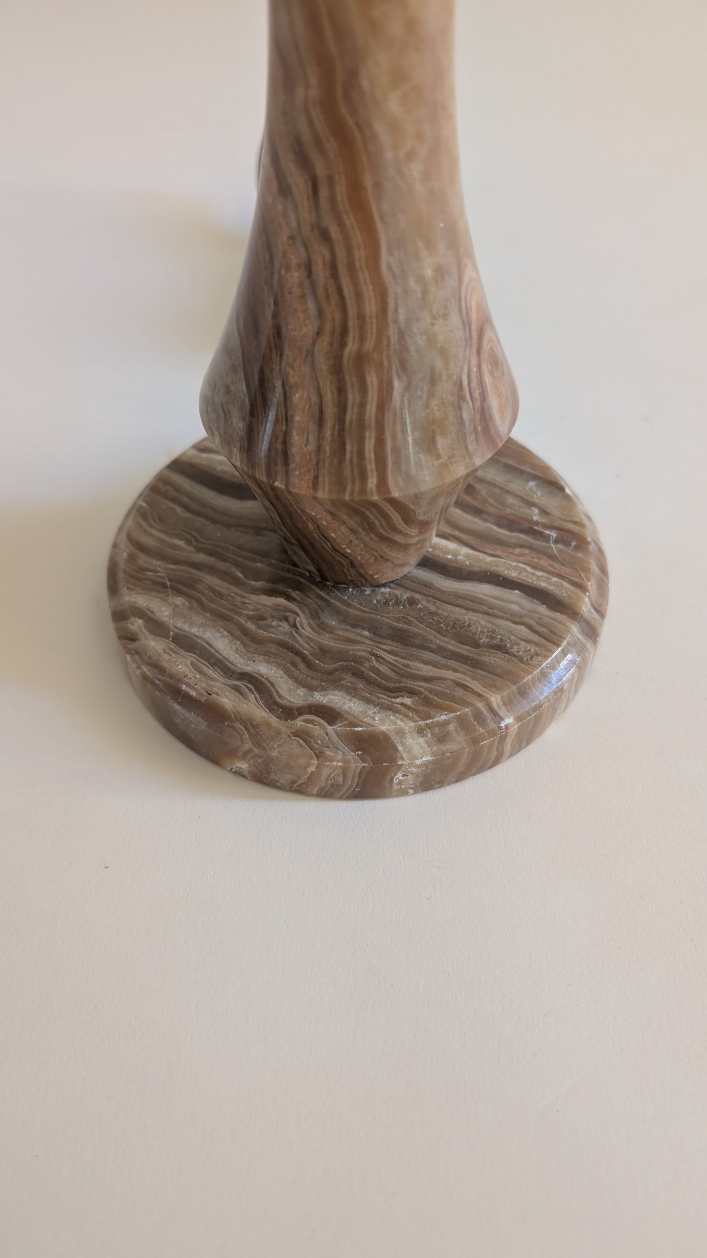 Pied de lampe en pierre