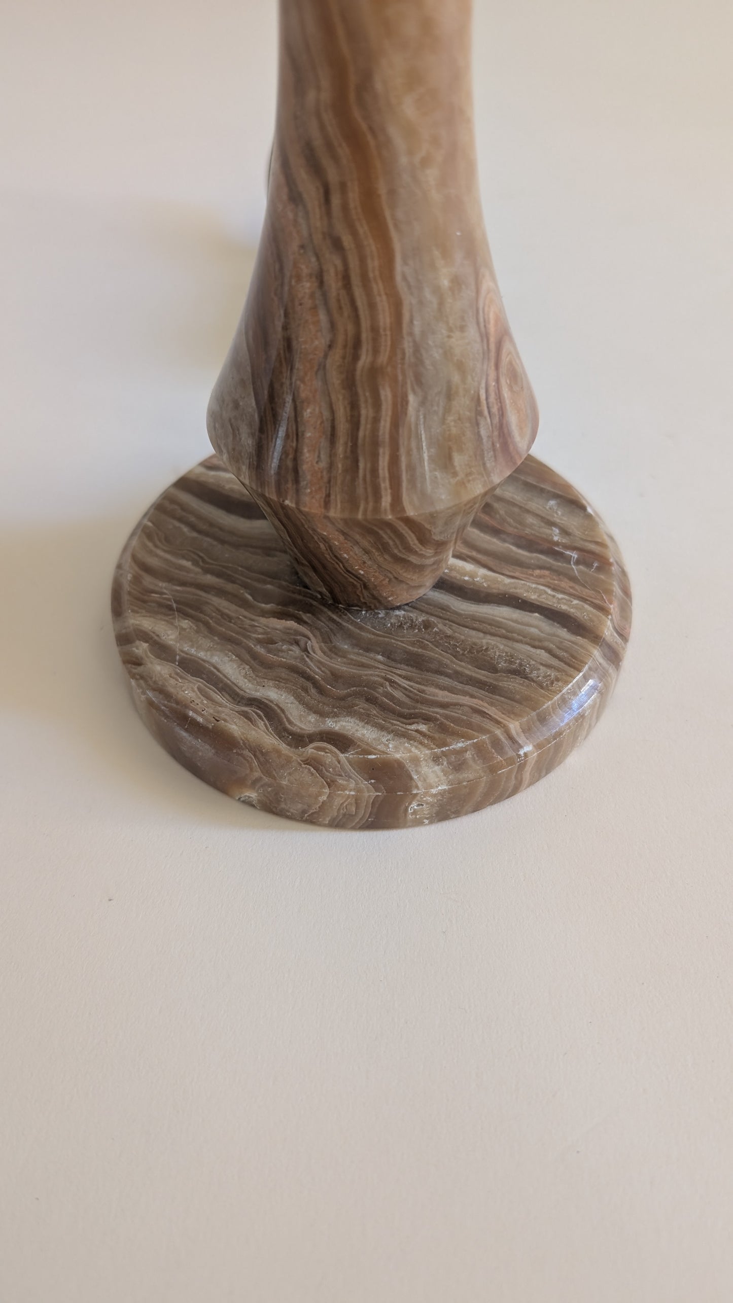 Pied de lampe en pierre