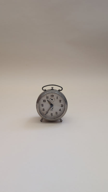Réveil ancien en métal nickelé Jaz Modic 111 S.G.D.G