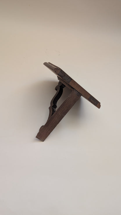 Étagère murale en bois