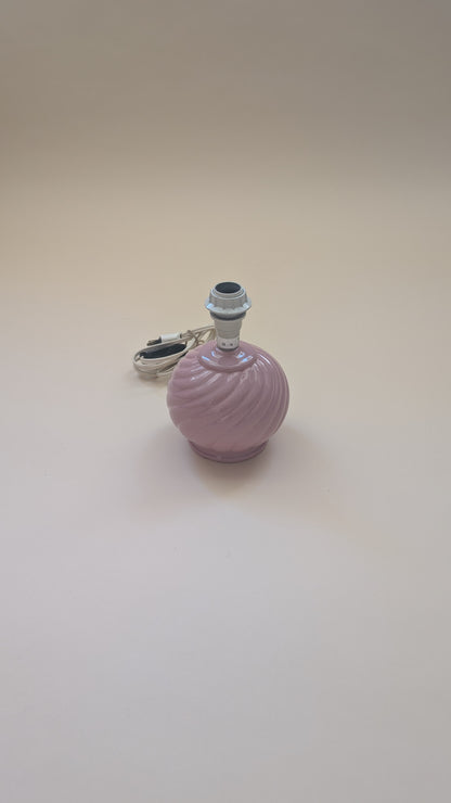 Petit pied lampe en céramique rose bonbon