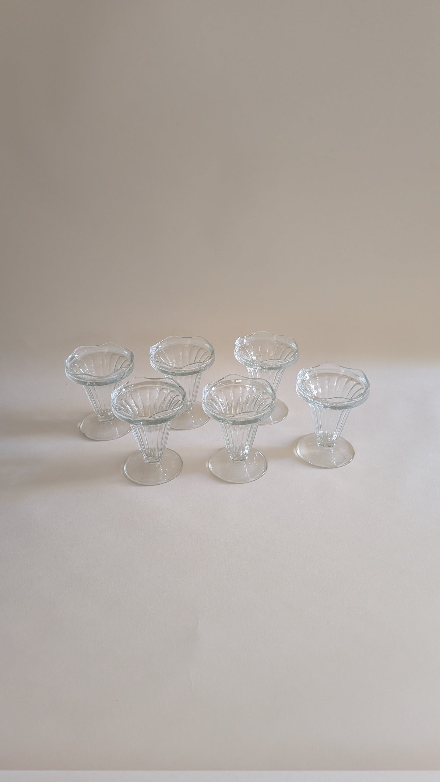 Ensemble de 6 coupes à glaces en verre