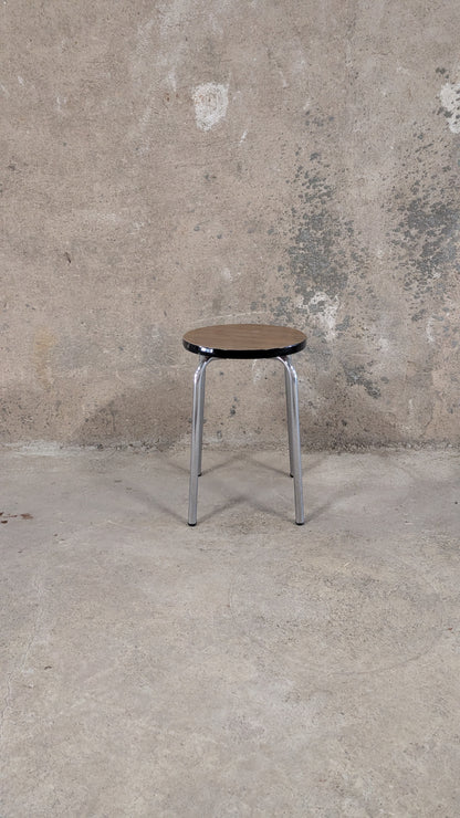 Tabouret en formica