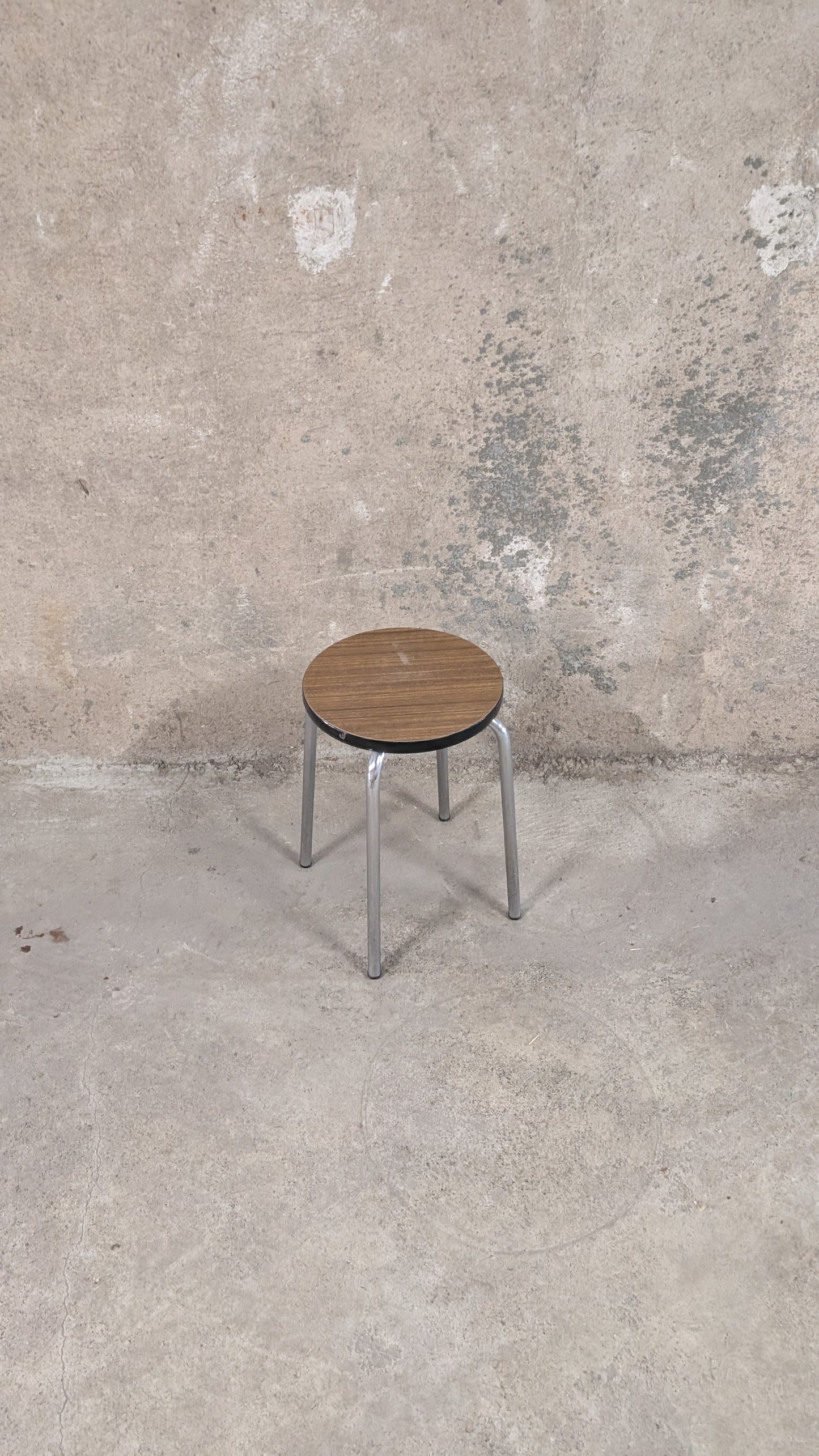 Tabouret en formica
