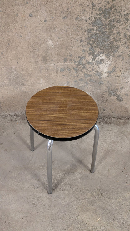 Tabouret en formica