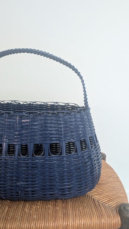 Panier en osier bleu
