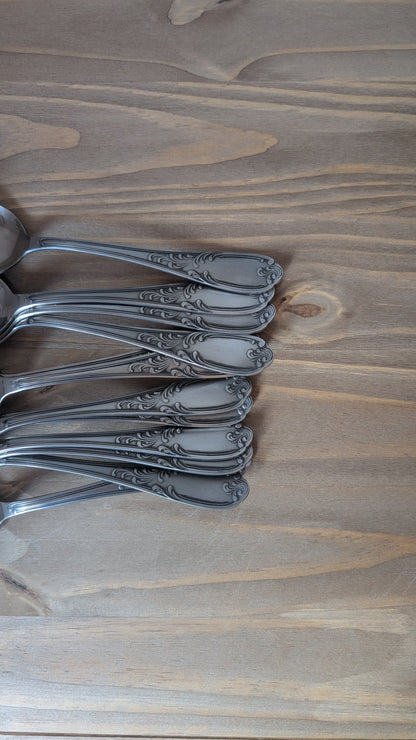 Ensemble de 12 cuillères à soupe