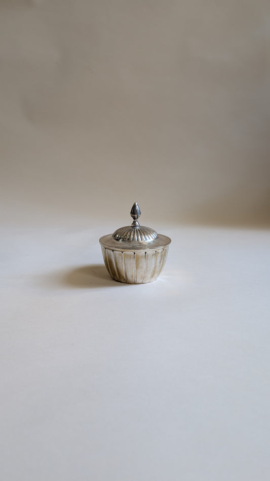 Pot argenté vintage