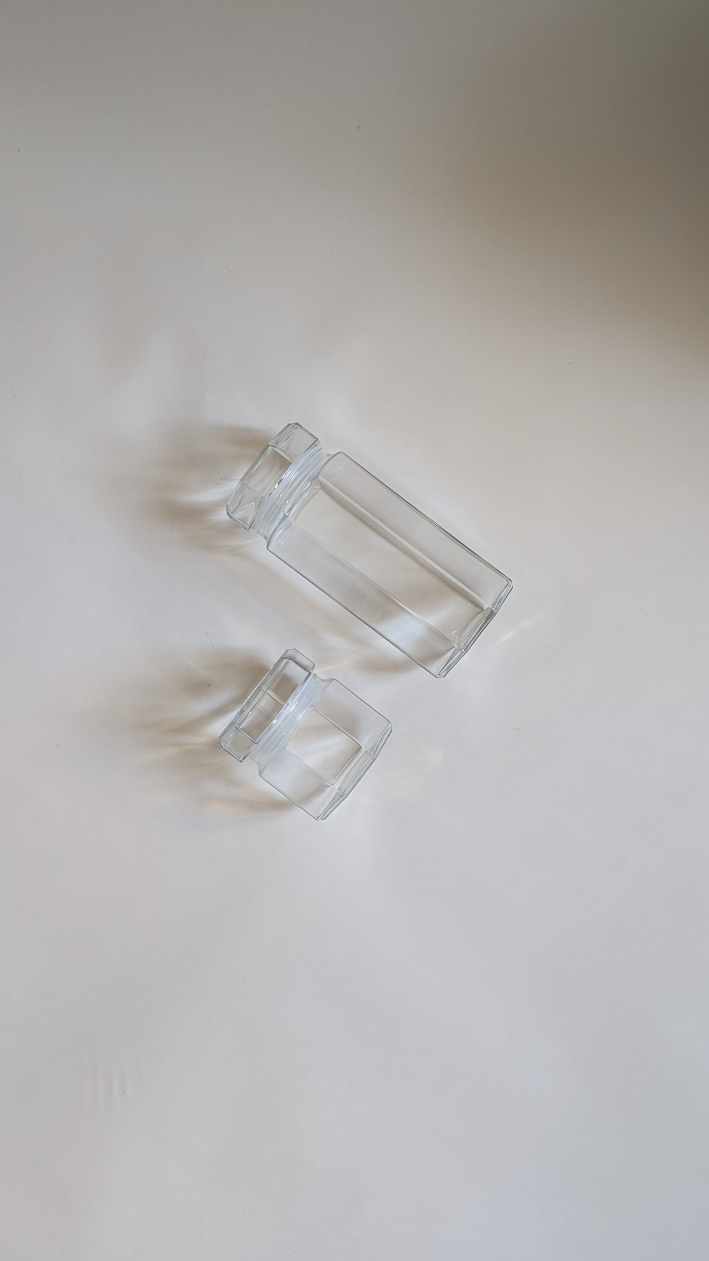 Boîtes de rangement octogonales en verre