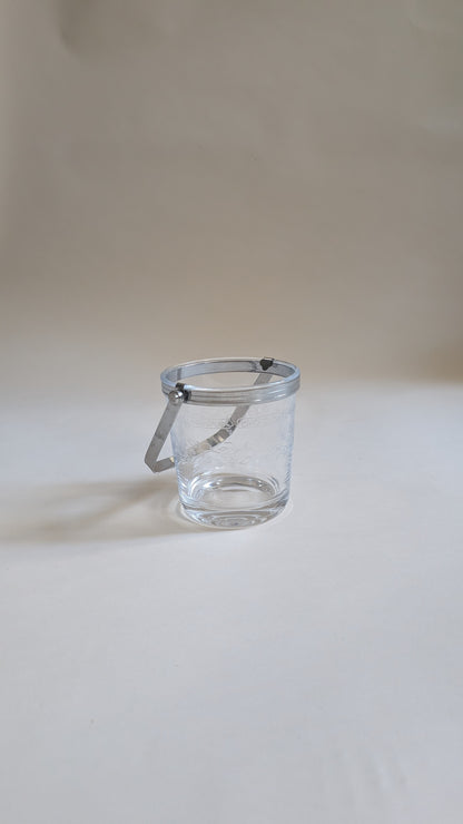Seau à glace en verre transparent avec un motif floral gravé