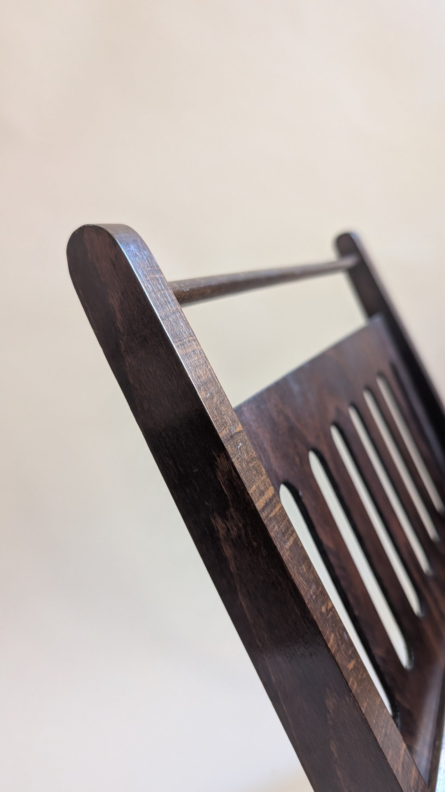 Porte-revues pliant en bois