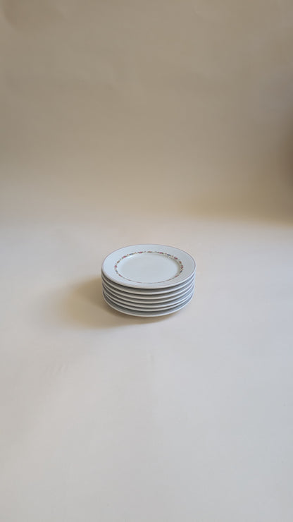 Ensemble de 7 assiettes à dessert