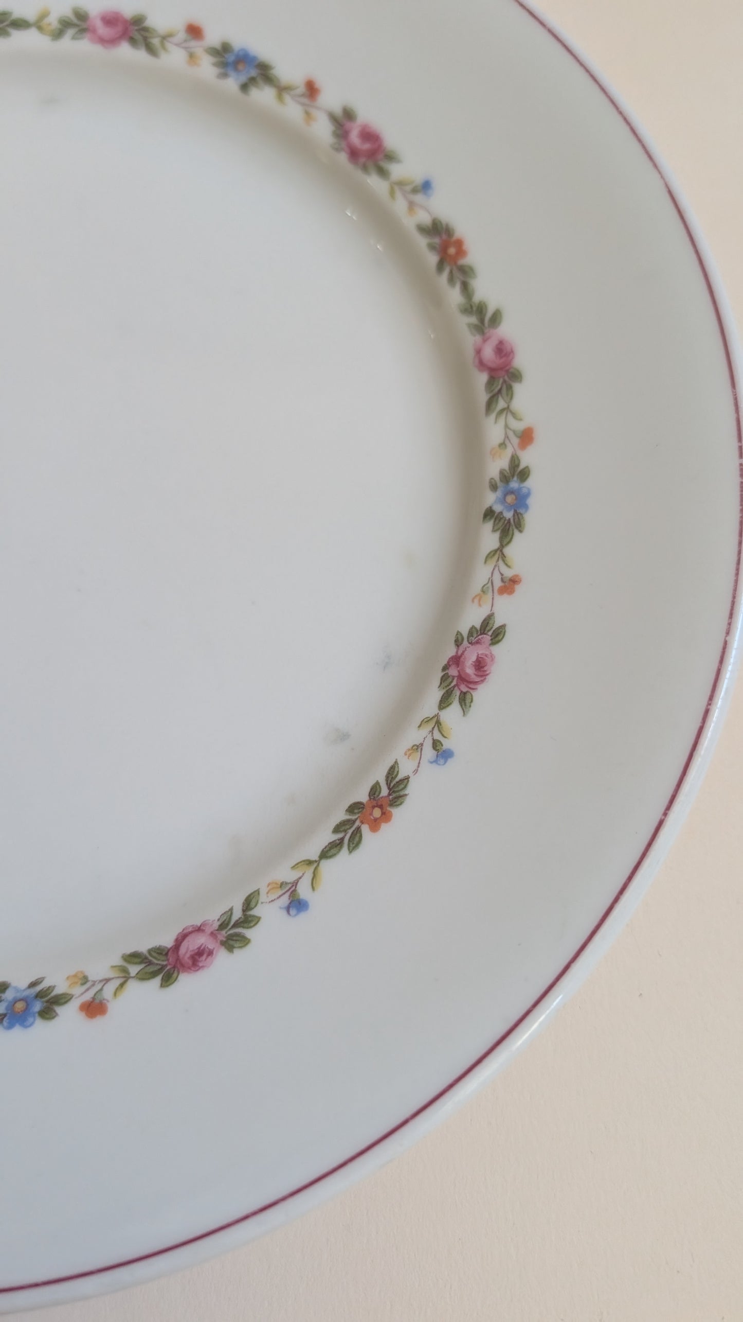 Ensemble de 7 assiettes à dessert