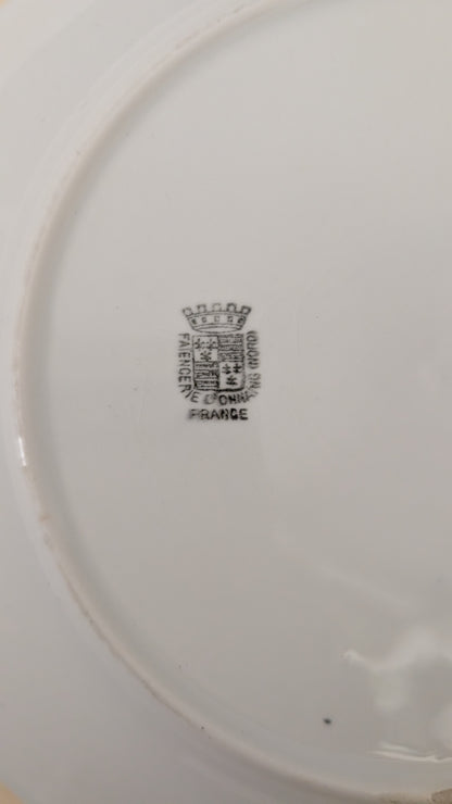 Ensemble de 14 assiettes dépareillées