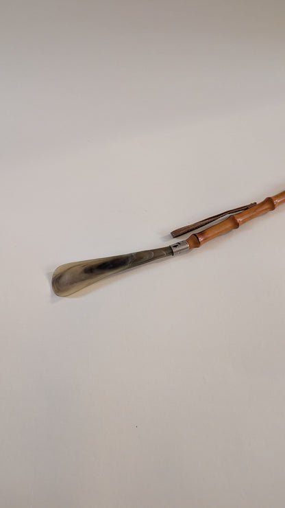 Chausse-pied & gratte-dos 2-en-1, manche en bambou