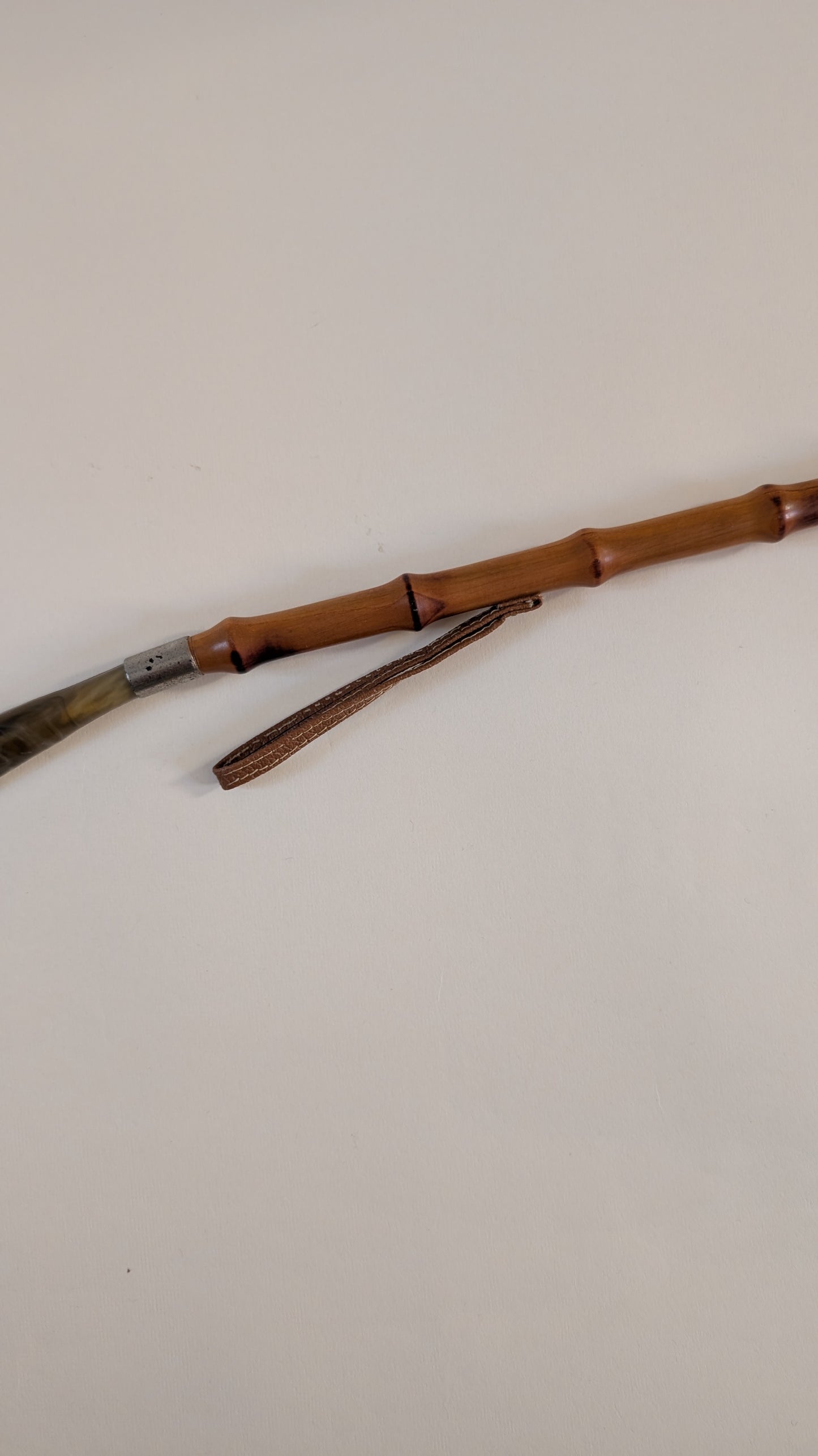 Chausse-pied & gratte-dos 2-en-1, manche en bambou