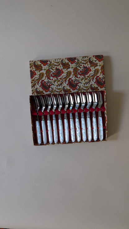 Ensemble de 12 fourchettes à dessert