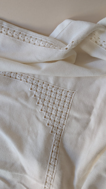 Nappe ancienne en coton blanc