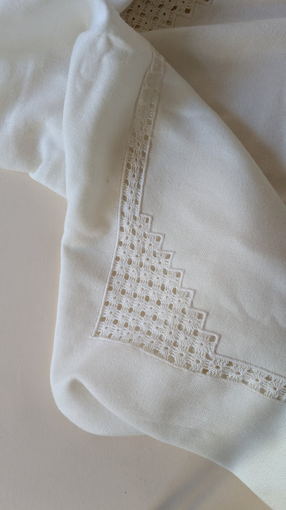 Nappe ancienne en coton blanc