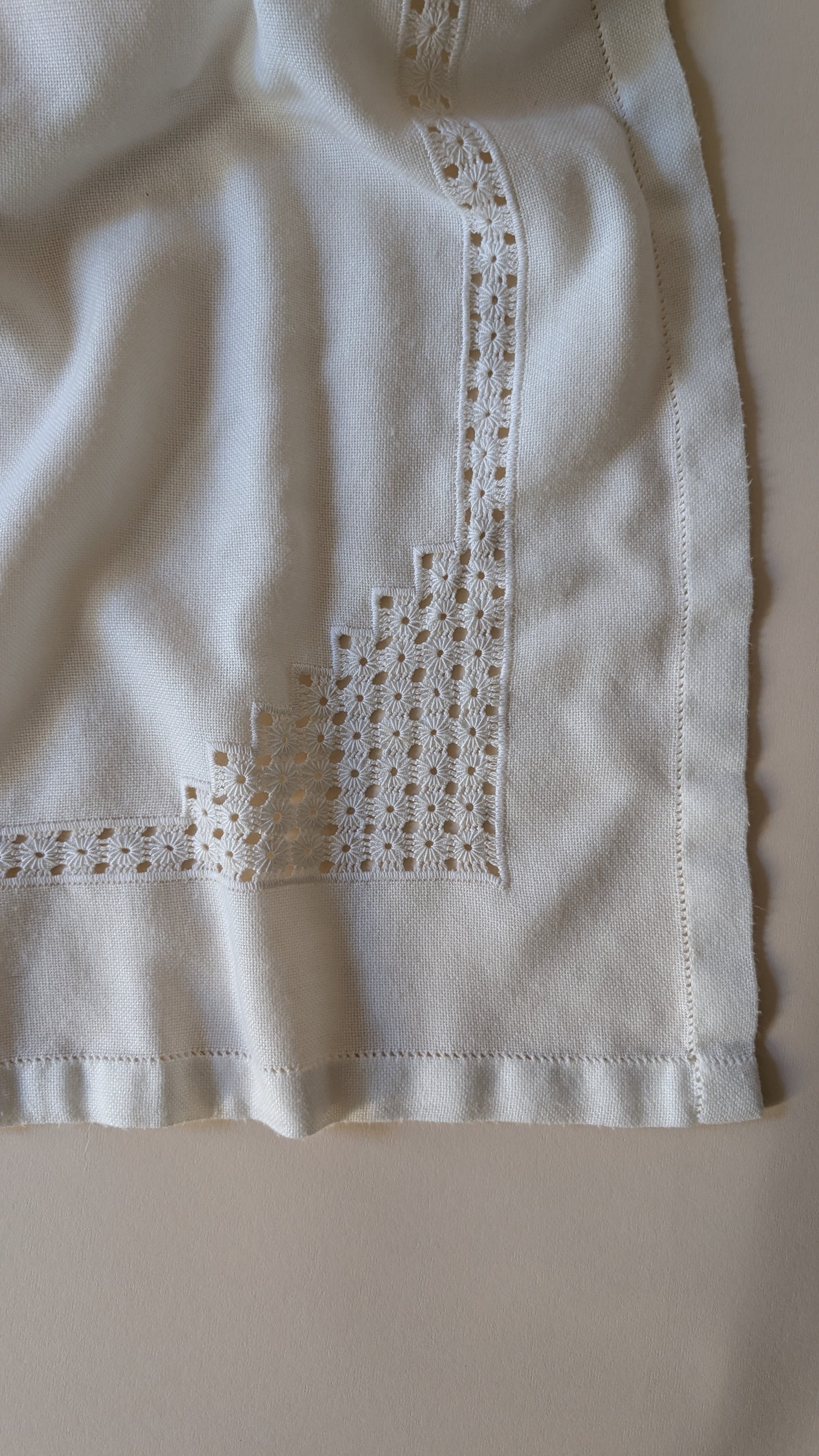Nappe ancienne en coton blanc