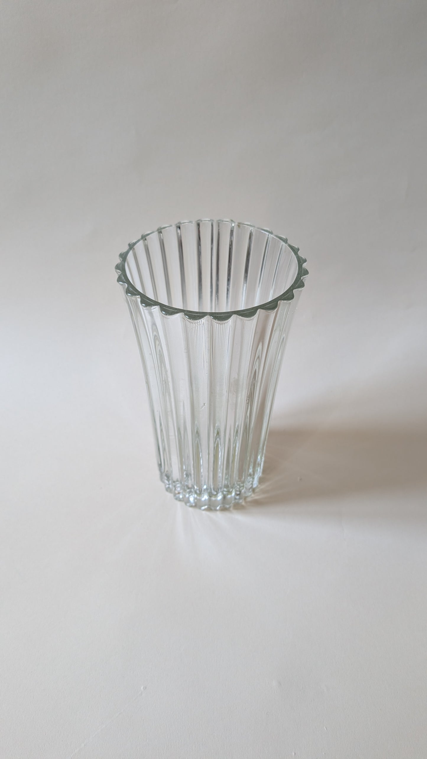 VASE EN VERRE