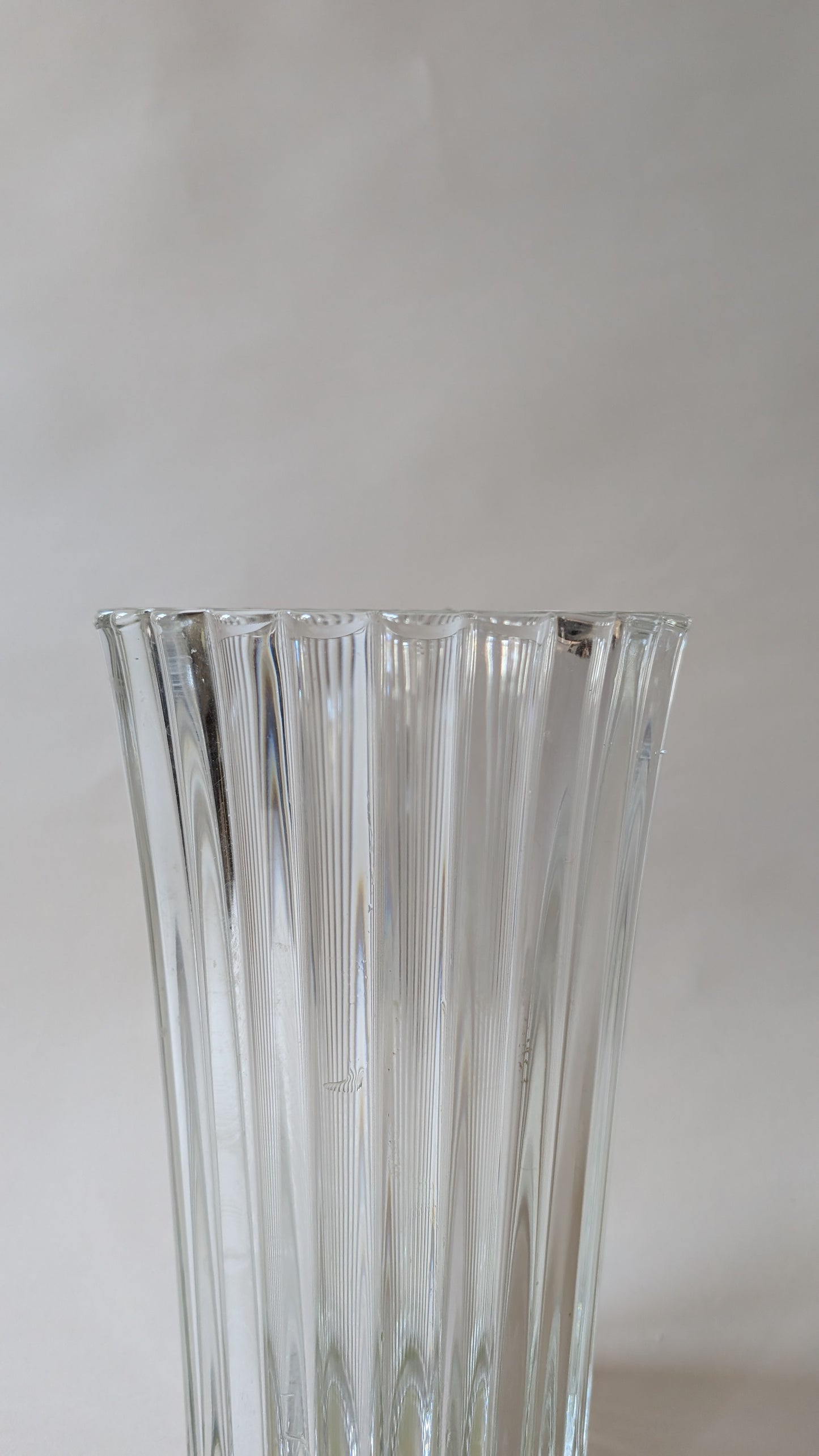 VASE EN VERRE