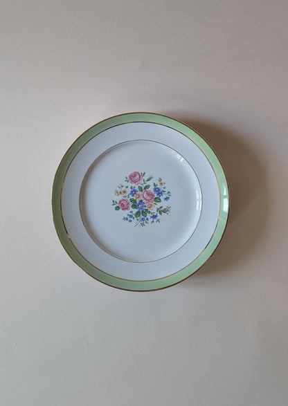 7 ASSIETTES PLATES