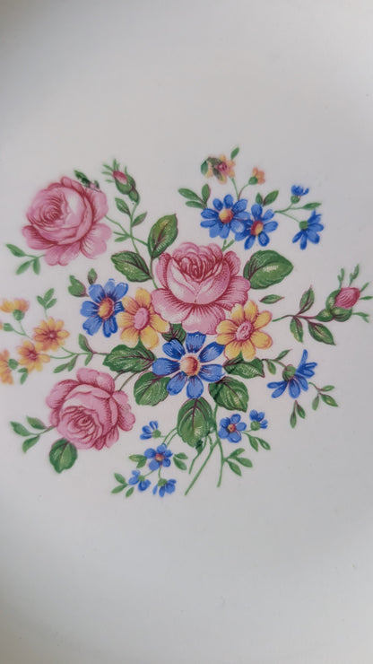 12 ASSIETTES CREUSES