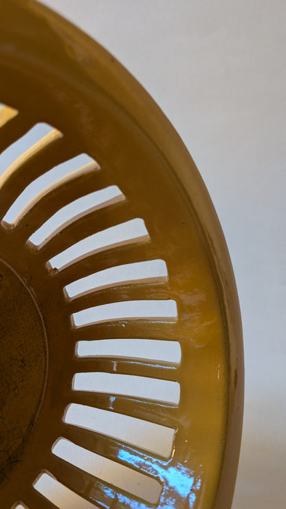 CORBEILLE EN CERAMIQUE